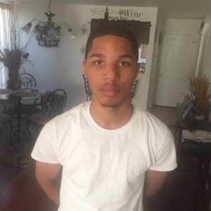 Meet your Posher, Aaron